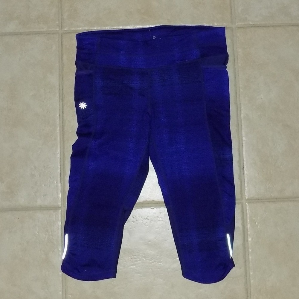Athleta Be Free Knicker Women Purple Space Dye Running Capri Leggings Medium‎